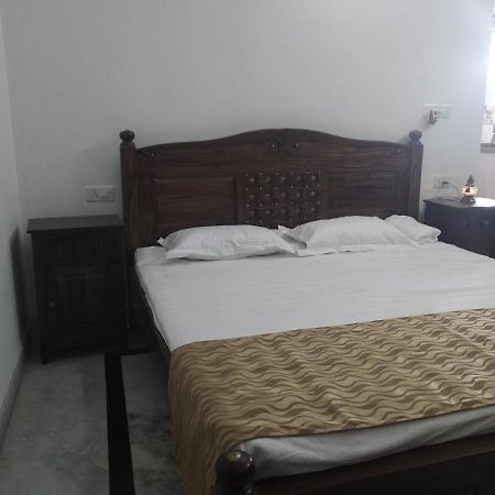 Ajay Bhawan Hotel Удайпур Екстериор снимка