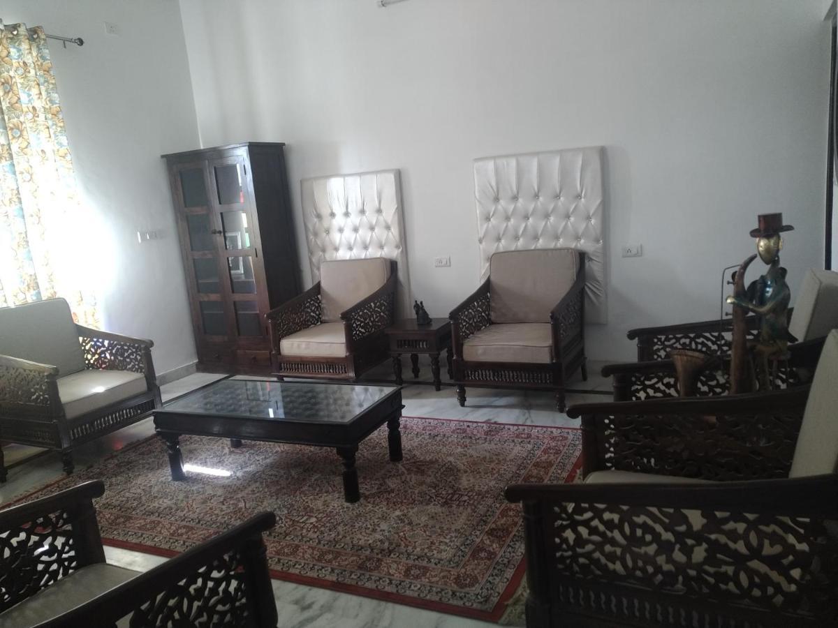 Ajay Bhawan Hotel Удайпур Екстериор снимка